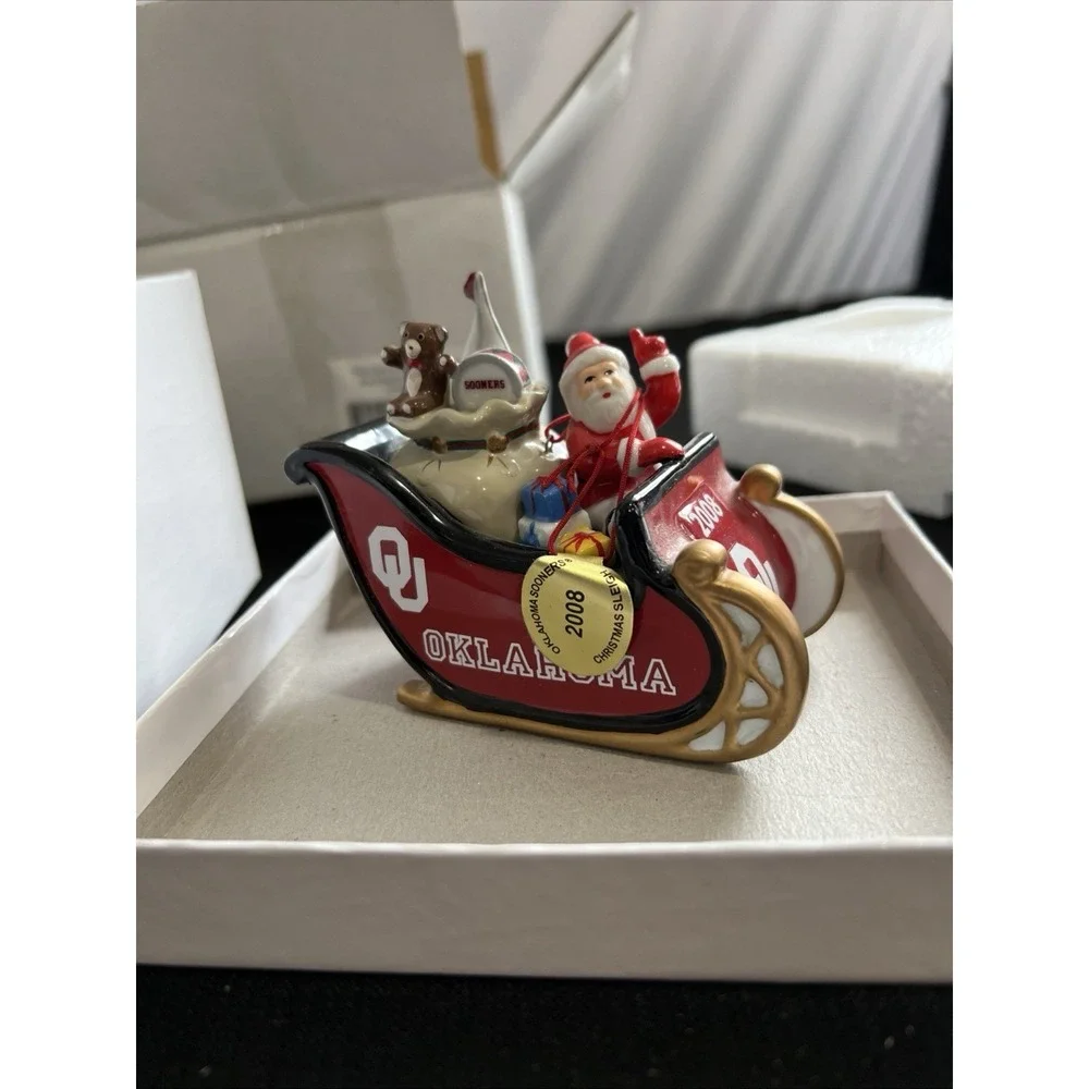 Oklahoma Sooners 2008 Christmas Sleigh Santa Figurine College‎ Football